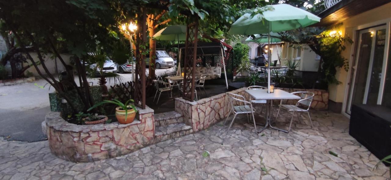 Hotel Oswaldo Βουδαπέστη Εξωτερικό φωτογραφία