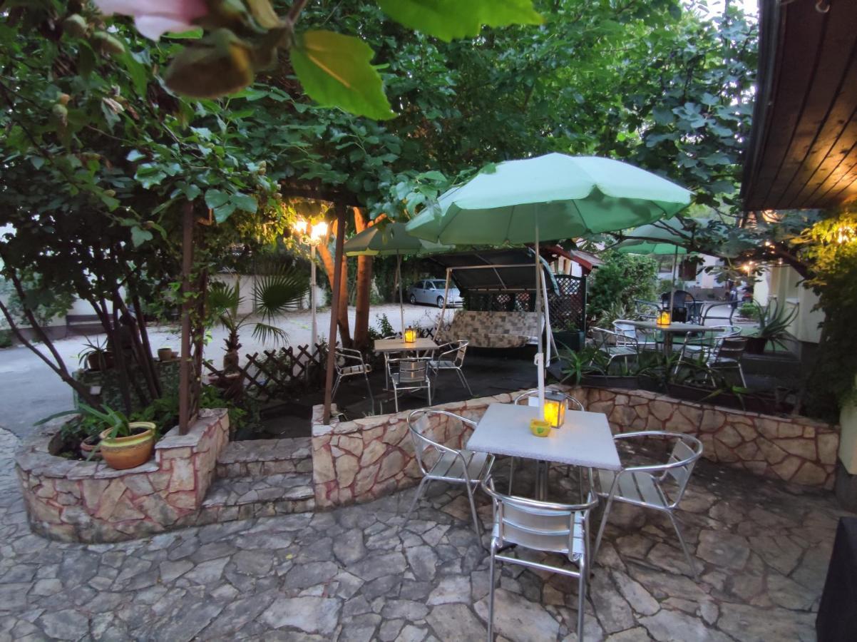 Hotel Oswaldo Βουδαπέστη Εξωτερικό φωτογραφία