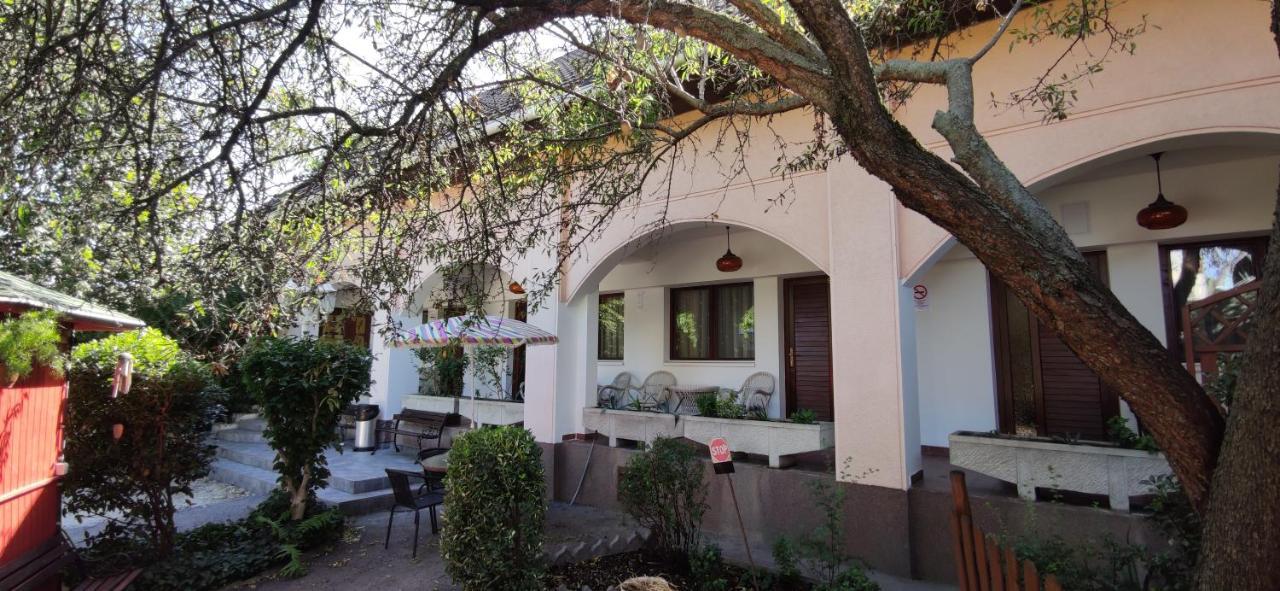 Hotel Oswaldo Βουδαπέστη Εξωτερικό φωτογραφία