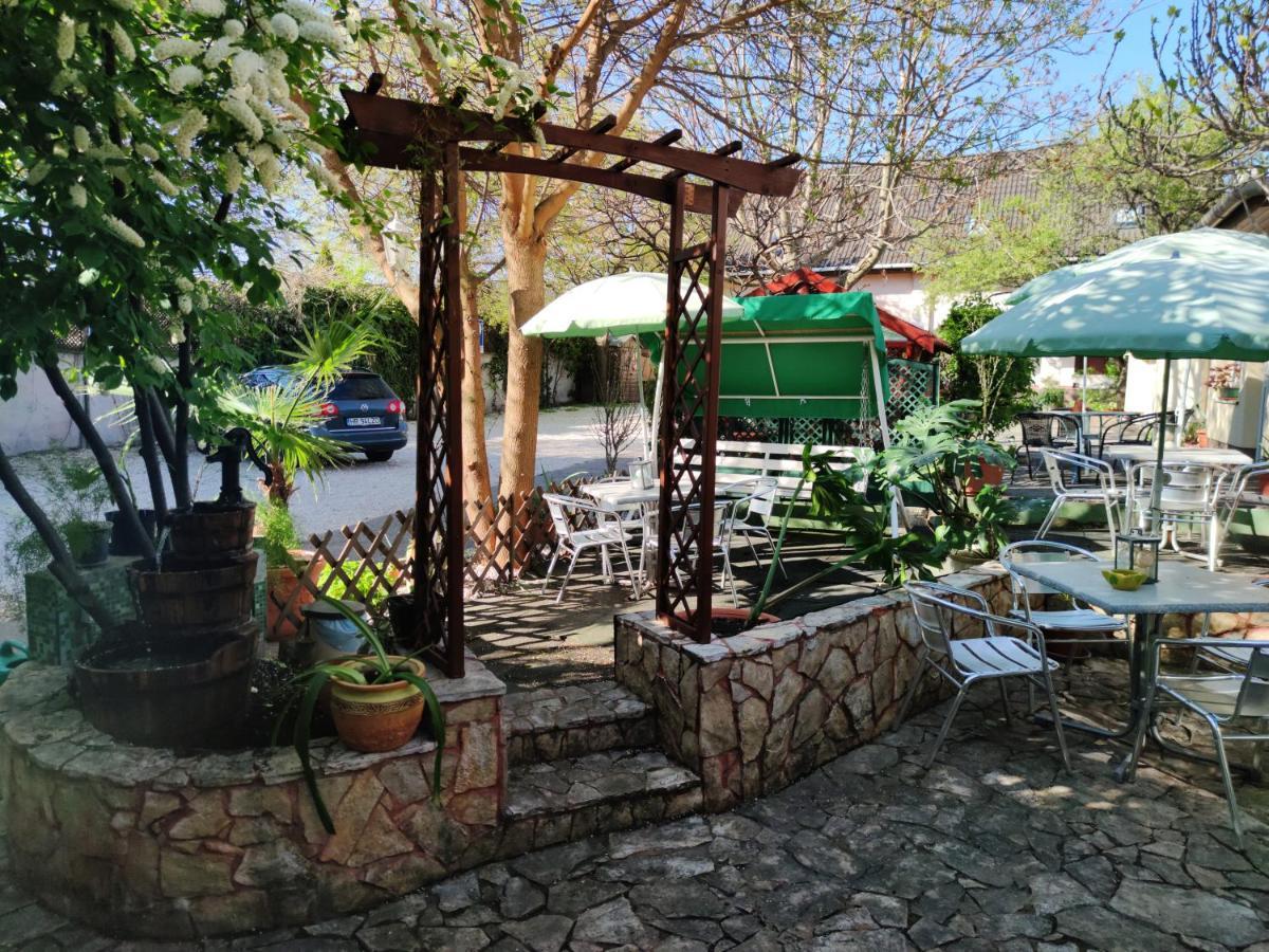 Hotel Oswaldo Βουδαπέστη Εξωτερικό φωτογραφία